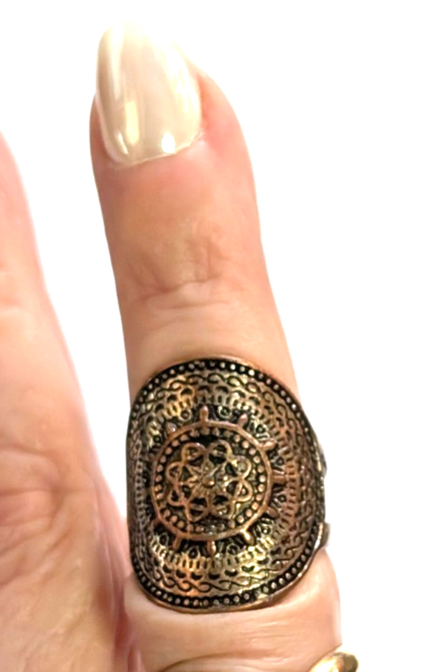 Vintage Ornate Statement Ring Size 8 Boho‎ Copper-tone r-45